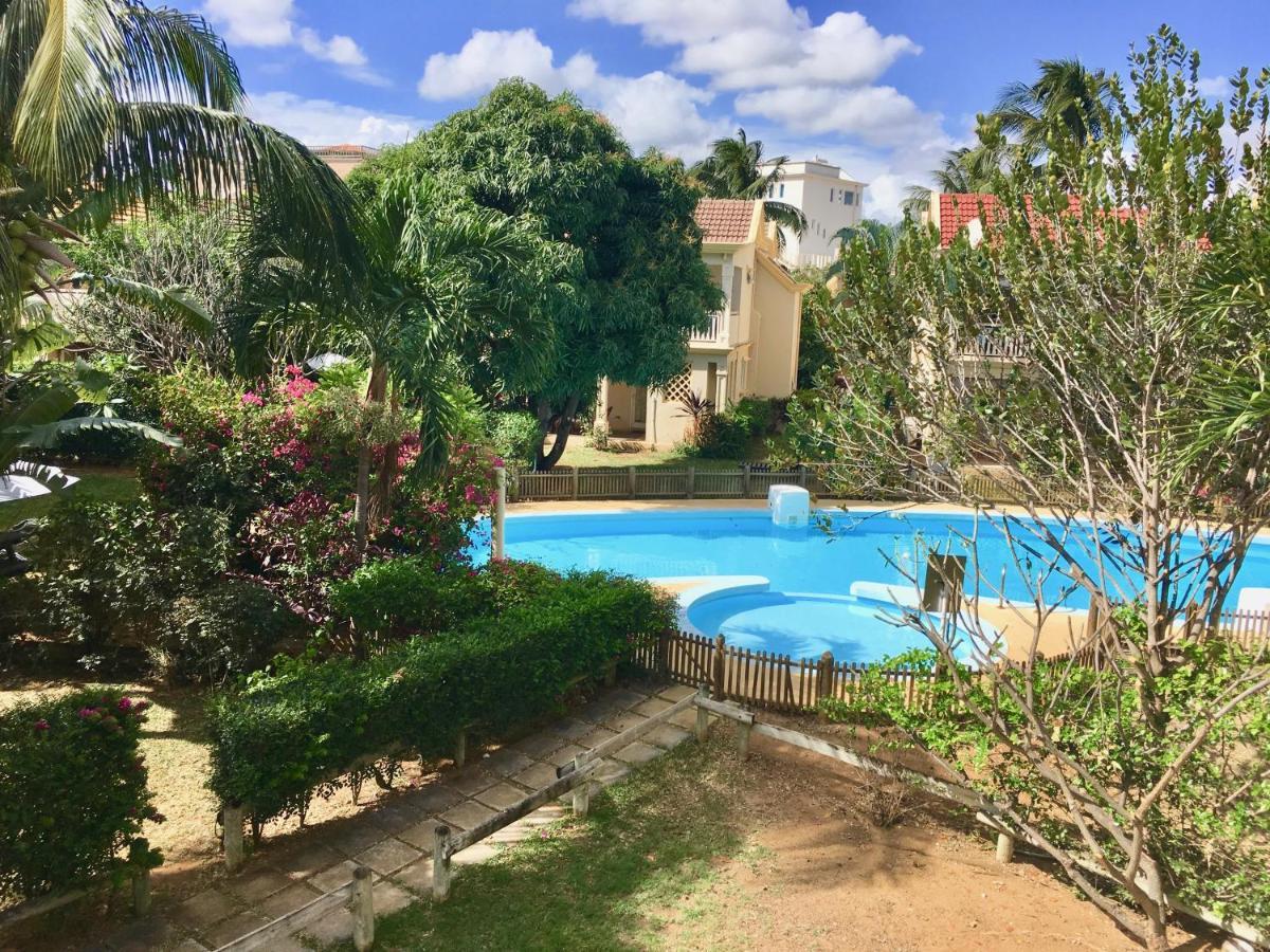 Beachfront Villa In A Beautiful And Secured Complex Flic en Flac Экстерьер фото